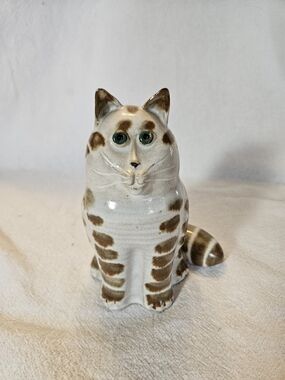 Foxlo Pottery Ginger/White Cat Figure -Midcentury